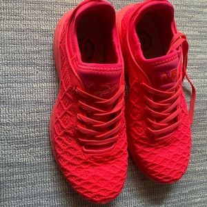 APL TECHLOOM IN PHANTOM MAGENTA SIZE 7